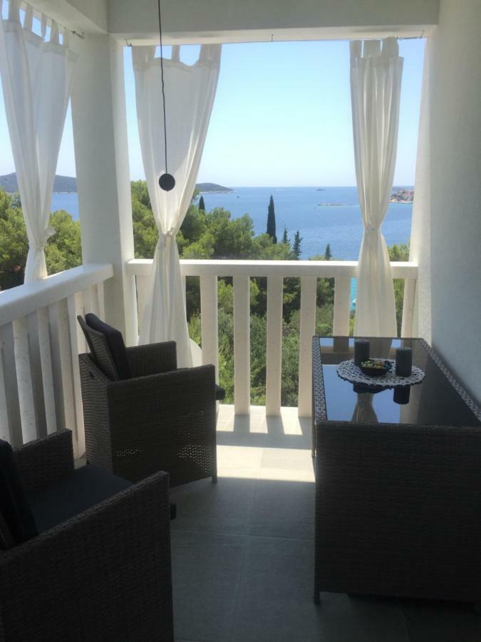 Holiday Home - Apartment Carmen Sevid Exterior foto
